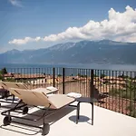 Torre Limonaia Superior Deluxe Διαμέρισμα Gargnano